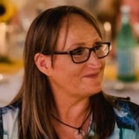 Fiona Van Tuyl