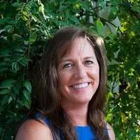 Beth Knapp, Cmp