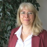Dr. Alexia N. Gloess