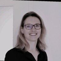 Katrin Schilling