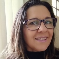 Viviane Queiroz Hilario