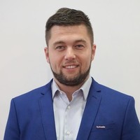 Tamás Bakos