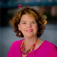 Sara Goldberg, Des