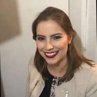 Carla Zwierzchaczewski Kuss