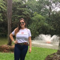 Melody Lúcia Borges