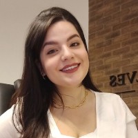 Raquel Arraes