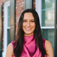 Hannah Hays, Mba
