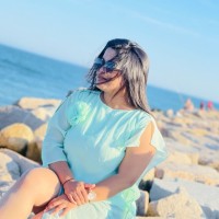 Nasreen B