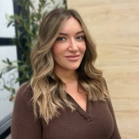 Alyssa Lewis, Rhit