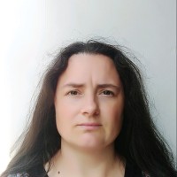 Aliz L.