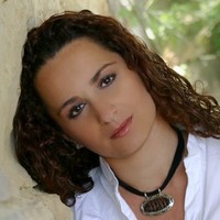 Lorraine Zammit Riolo
