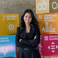 Eylül Özfırat
