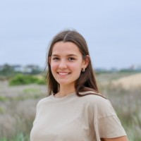 Arianna Lawton