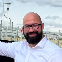 László Knitlhoffer