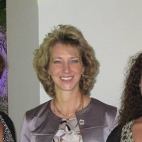 Véronique MOËLLO