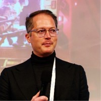 Dr. Hans-Christian Krumholz