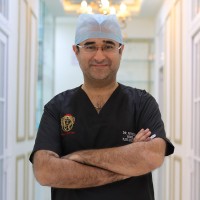 Dr Nitesh Lamoria