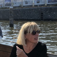 Esther Liefers