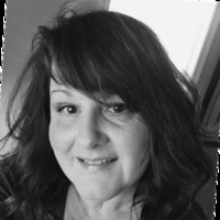 Kathy Van Dinther
