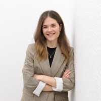 Julia Barg