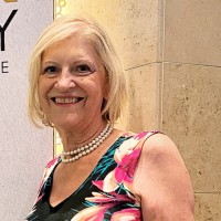 Agnes Genova - E-Commerce I Business Coach I Entrepreneur