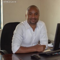 Andrew Makuluni