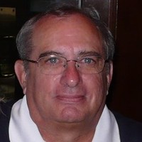 Warren Hull