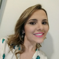 Lyvia Flores