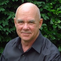 Robert Strahan