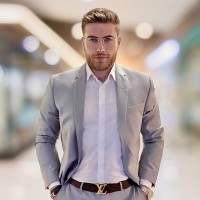 Dominik H. Köhler