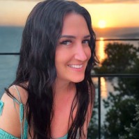 Donna McTaggart BA (Hons)