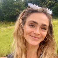 Fiona D.