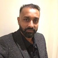 Majid Mandania