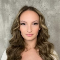 Madelyn Lee