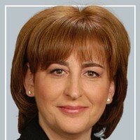 Suzanne Lagle