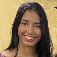 Julia Meneguete