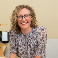 Julie Farr