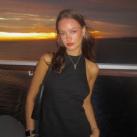Holly Compston