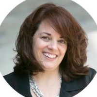 Jannell Howell, Omcp