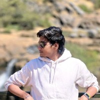 Logeshwaran V