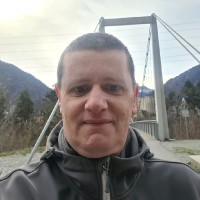 Dani Bernhard