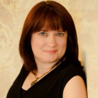 LAURA FARMER