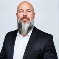 Michael Daniel, Mai