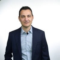 Alex R.
