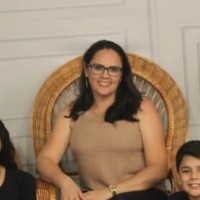 Karla Farias Nascimento