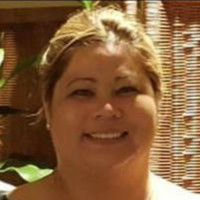 Nikki Saunders