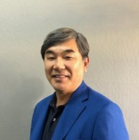 Douglas (Donghyup) Han