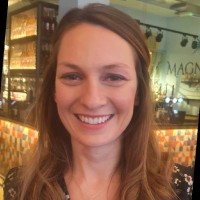 Dr Lizzie Blaxland