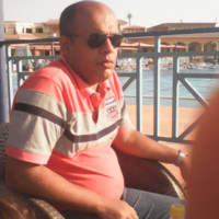 عمرو الخشاب