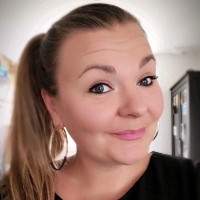 Emmanuelle H.